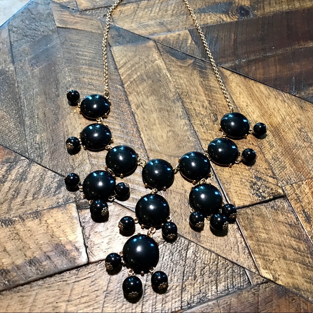 Chunky black and gold necklace